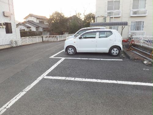 14/22 駐車場