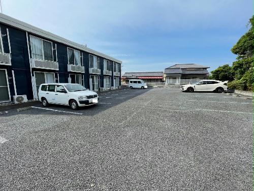 14/17 駐車場