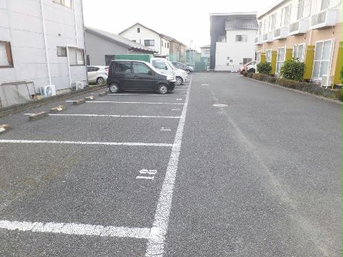 2/2 駐車場