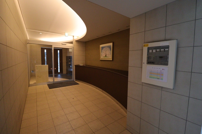 19/24 エントランス