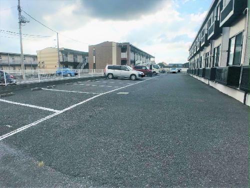 14/20 駐車場