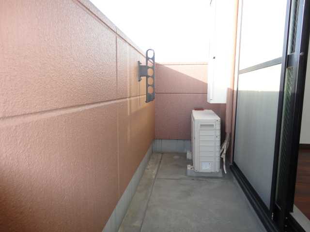 18/25 バルコニー