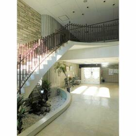 15/15 エントランス