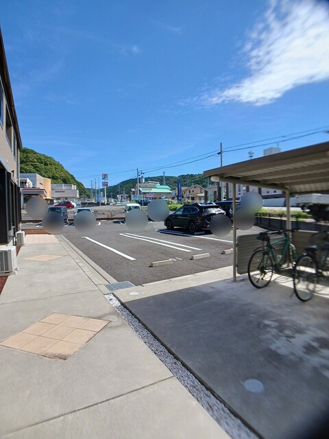 14/20 駐車場