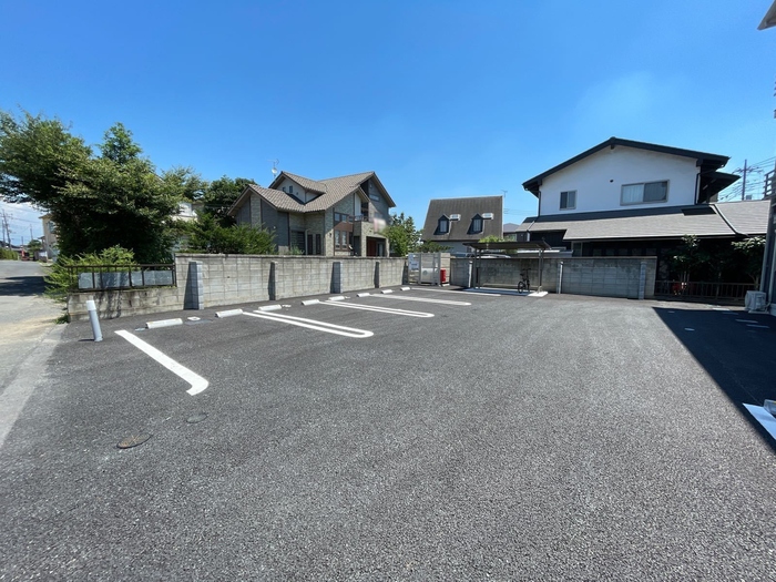 20/28 駐車場