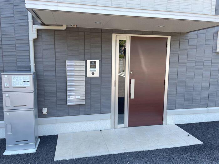 19/28 エントランス