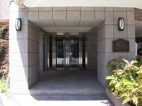 4/5 エントランス