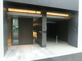 2/2 エントランス