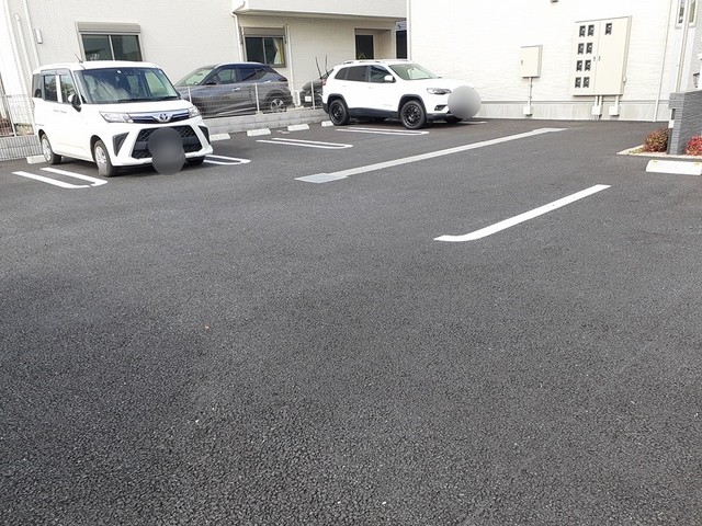 14/20 駐車場