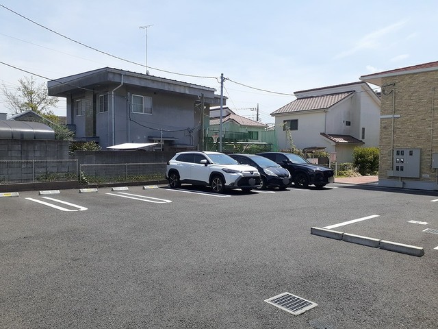 14/20 駐車場