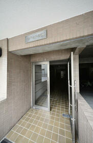 16/22 エントランス