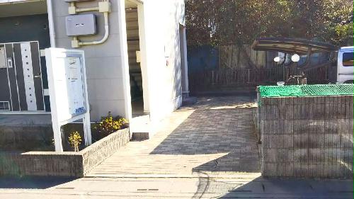 14/17 エントランス