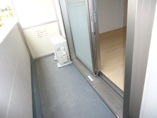 19/27 バルコニー