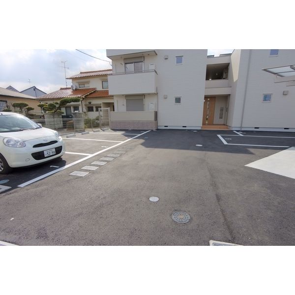 14/17 駐車場