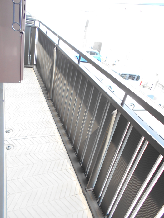 19/28 バルコニー