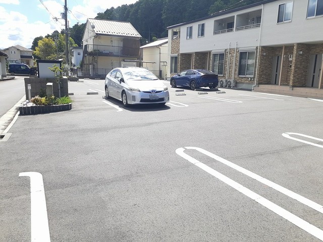 14/20 駐車場