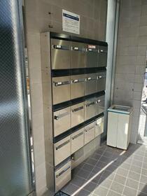 15/16 エントランス