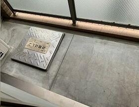 13/16 バルコニー