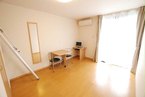 4/15 リビング/ダイニング