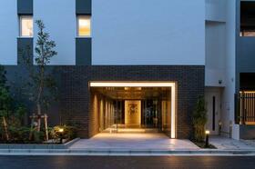 15/15 エントランス