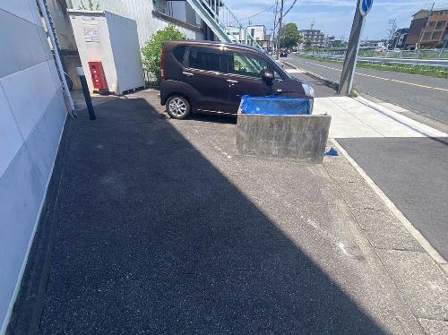 14/17 駐車場
