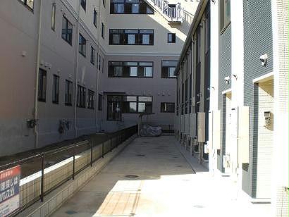 13/17 エントランス