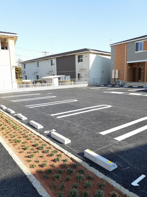 14/20 駐車場