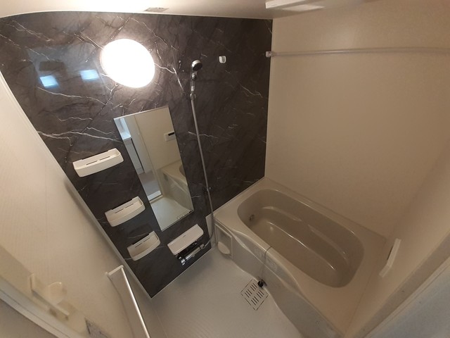 7/20 浴室