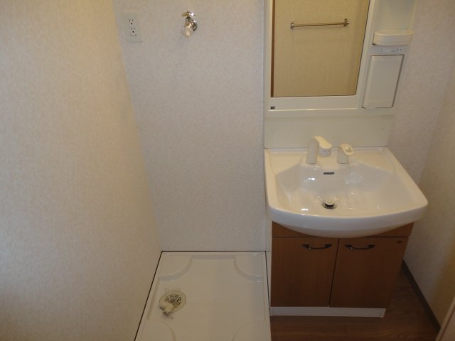 18/28 洗面