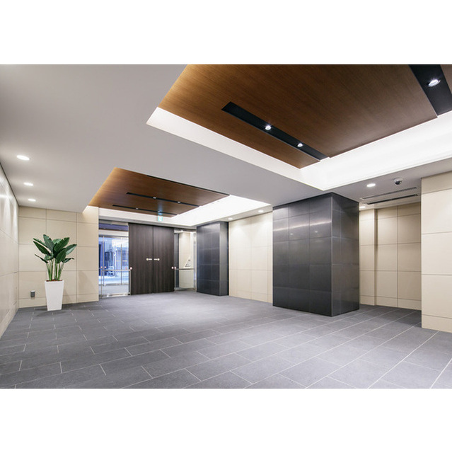 3/3 エントランス