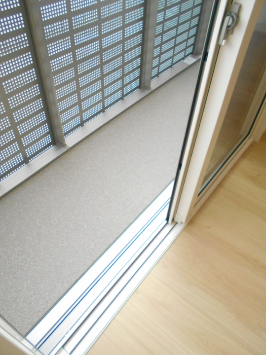 13/26 バルコニー