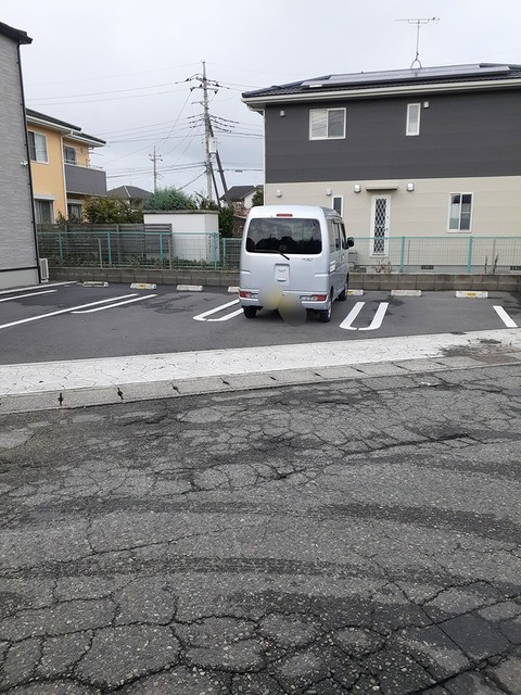 14/20 駐車場