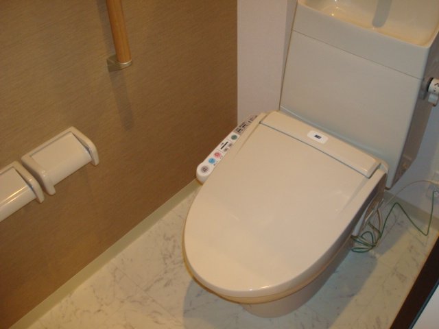 17/28 トイレ