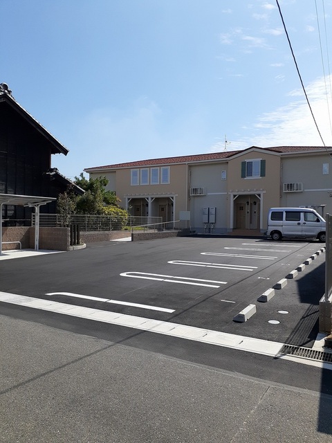 25/30 駐車場