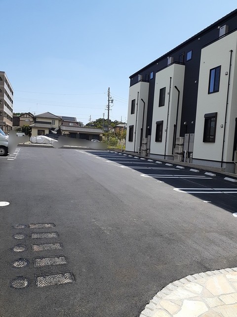 14/20 駐車場