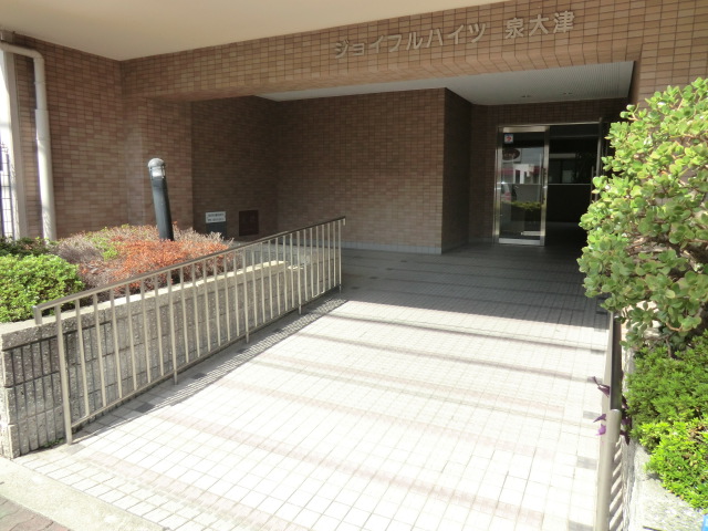 21/26 エントランス