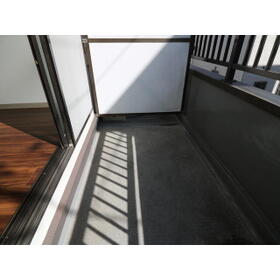 13/23 バルコニー