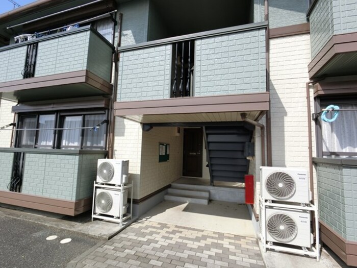 2/4 エントランス