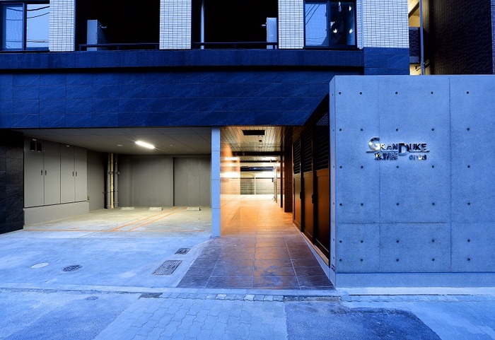 19/21 エントランス