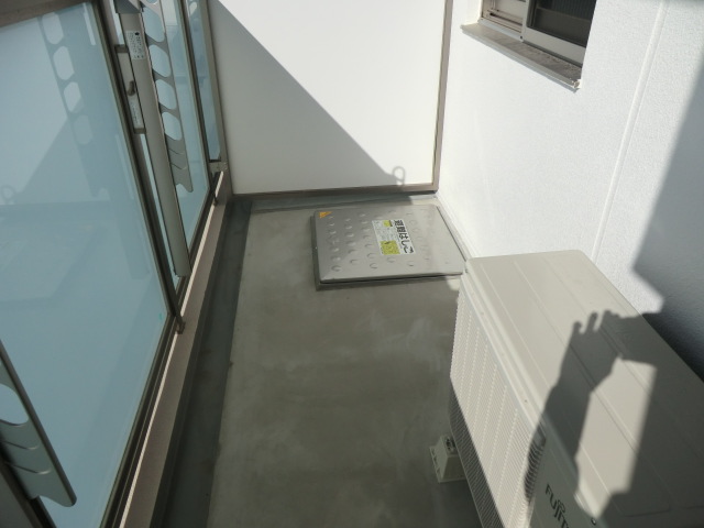 14/30 バルコニー