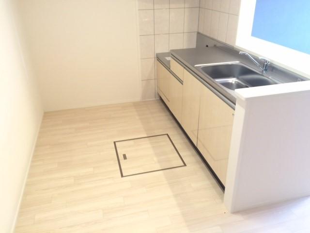 13/24 キッチン
