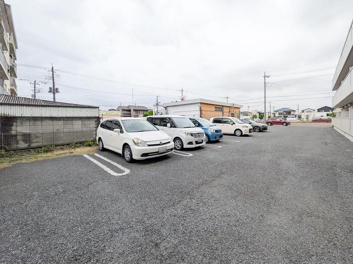 18/29 駐車場