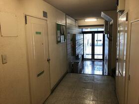 2/2 エントランス