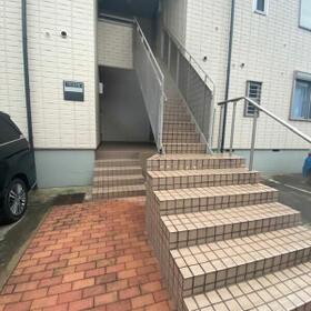 2/4 エントランス