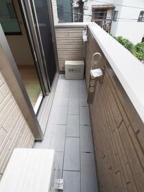 14/20 バルコニー