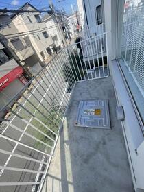 13/16 バルコニー