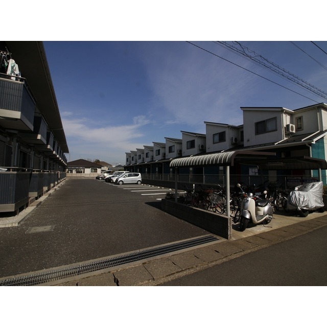 14/21 駐車場