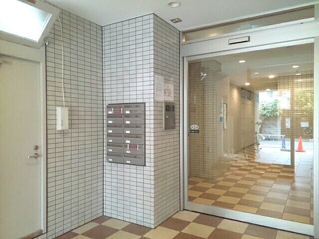14/17 エントランス