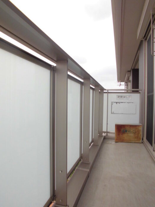 19/28 バルコニー