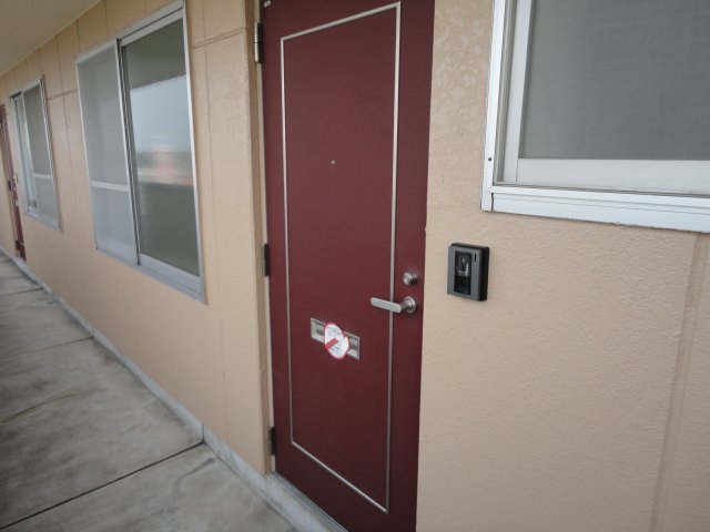 22/22 エントランス